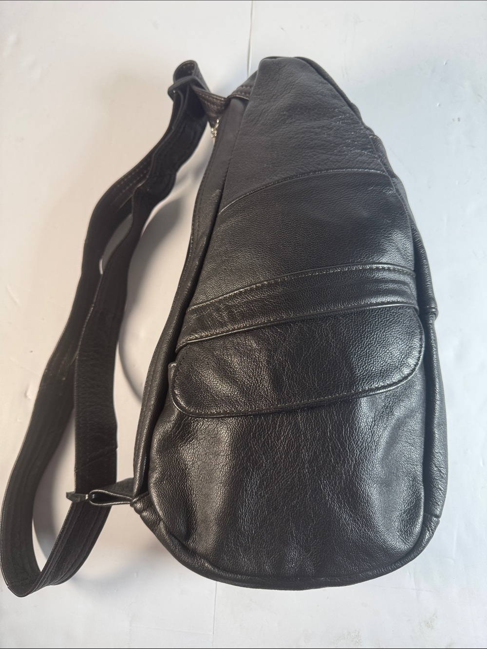 Black Leather Sling Bag for Minimalist Crossbody